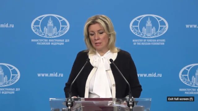 روسی وزارت خارجہ کی ترجمان ماریہ زخارووا پاکستانی صحافی شاہد گھمن کے سوال کا جواب دیتے ہوئے